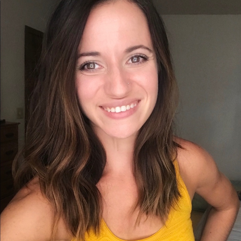 Meet your Posher, Tiffany